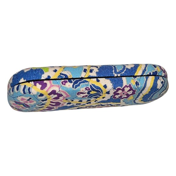 Vera Bradley Capri Blue Quilted Hard Shell Eyeglass Case, Retired Pattern - Picture 3 of 5